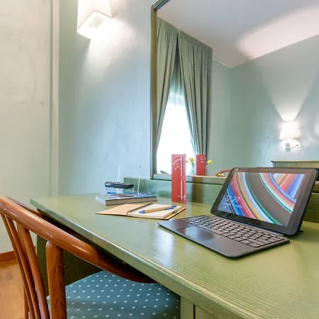 Santacroce Meeting 4*