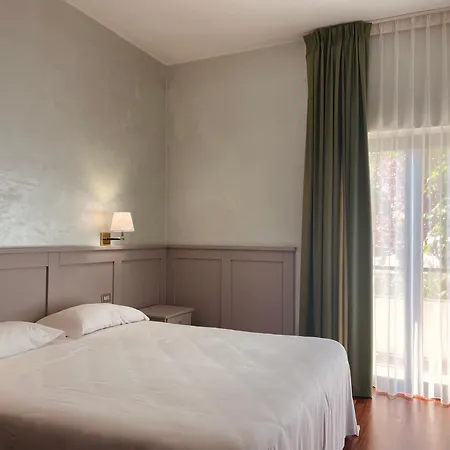 Santacroce Meeting Hotel