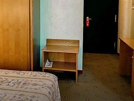 Santacroce Meeting Hotel 4*