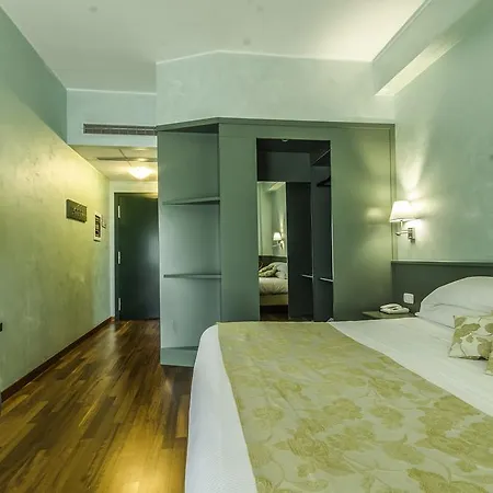 Meeting Santacroce Hotel 4*