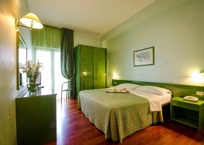 Santacroce Meeting Hotel 4*