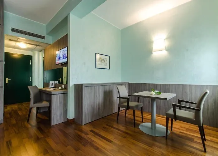 Santacroce Meeting Hotel 4*